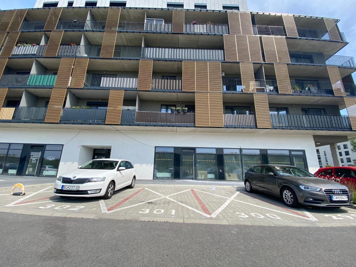 Krásny moderný 1-izbový byt, novostavba + parking Bratislava Exterior foto